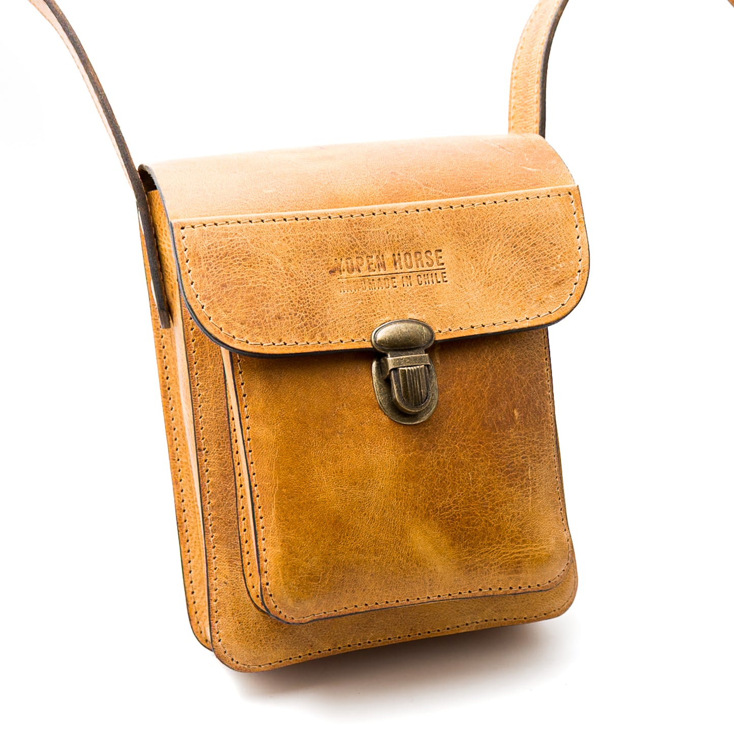 Morral de Cuero Artesanal Hombre – Yoppen Horse