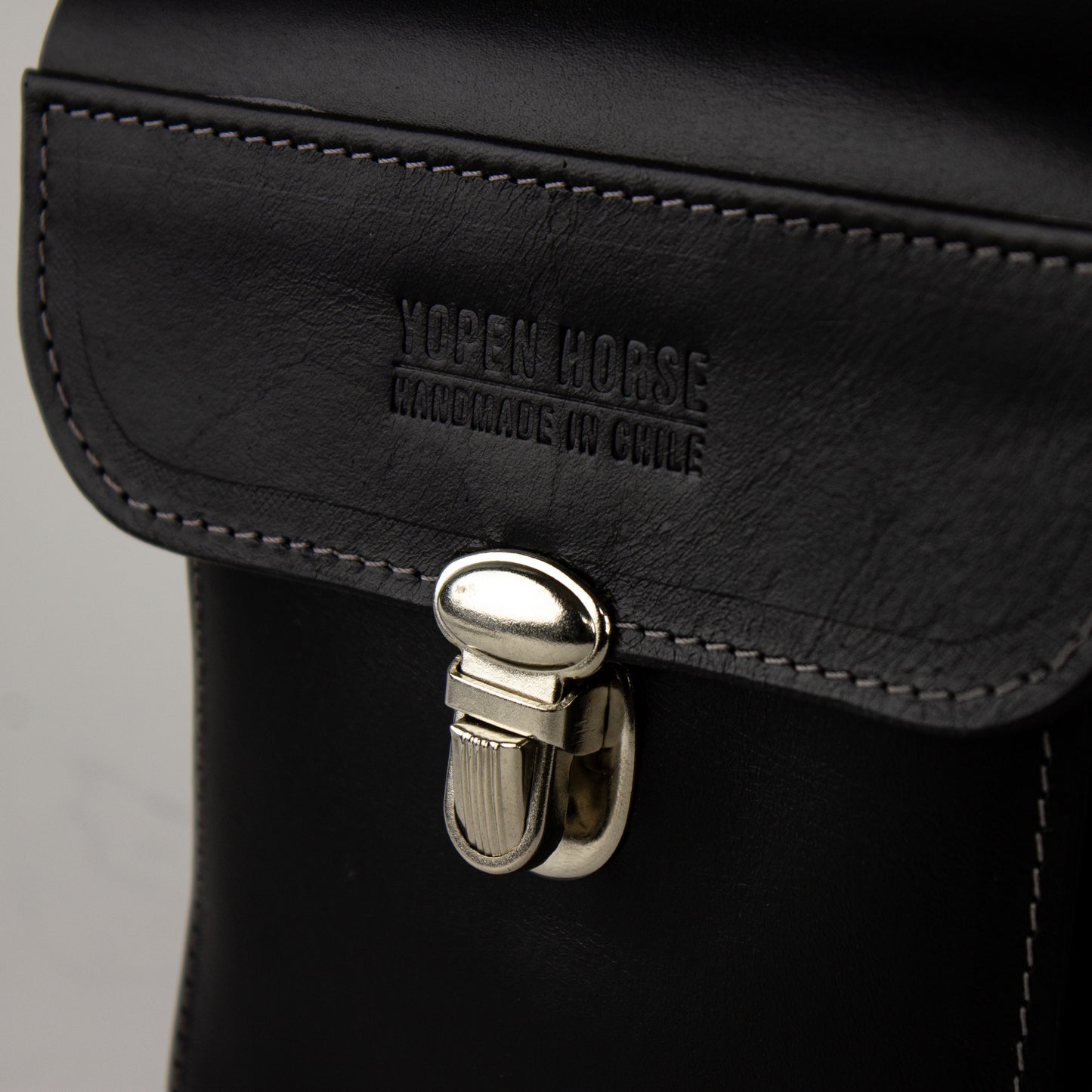 Morral de Cuero Artesanal – Yopen Horse