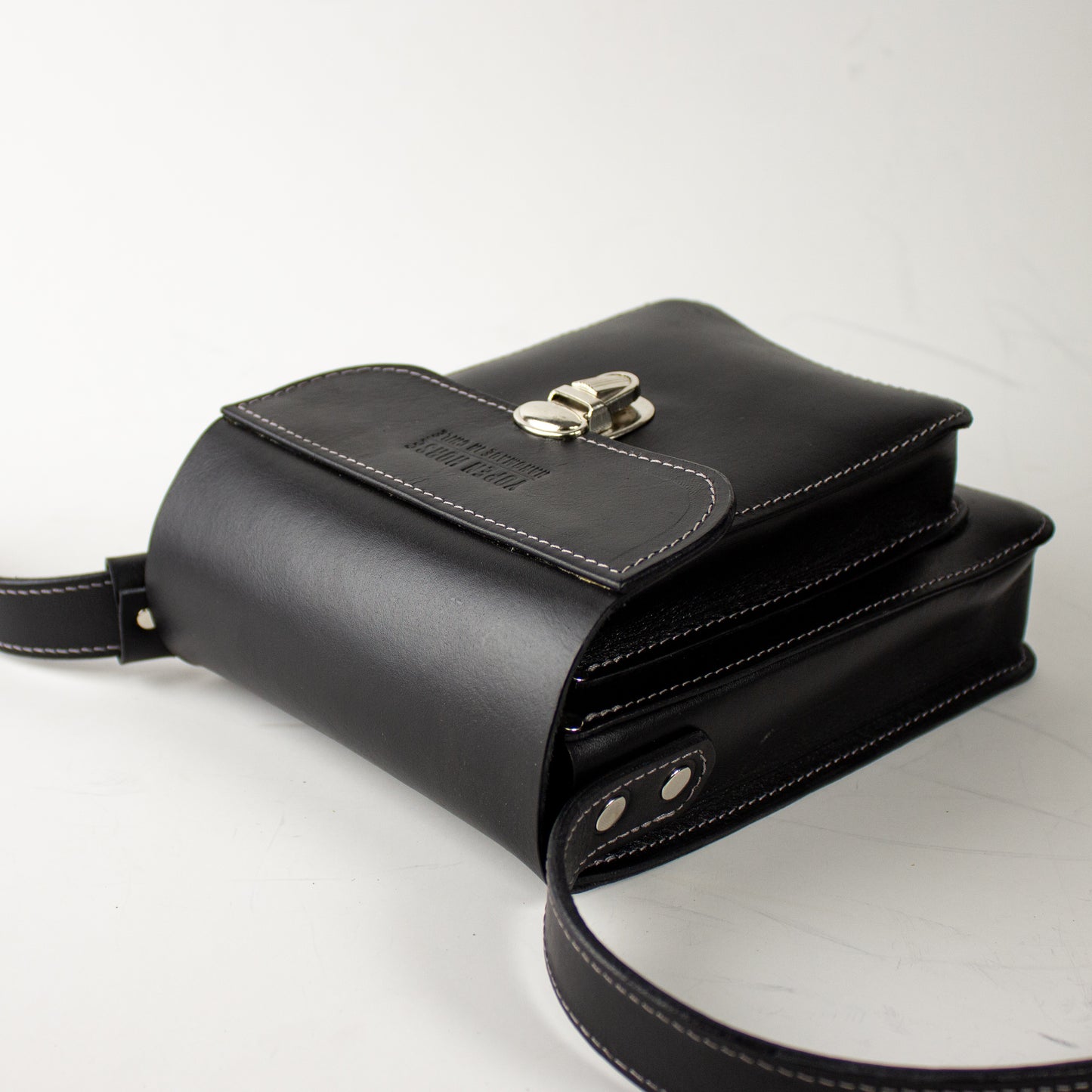 Morral de Cuero Artesanal – Yopen Horse