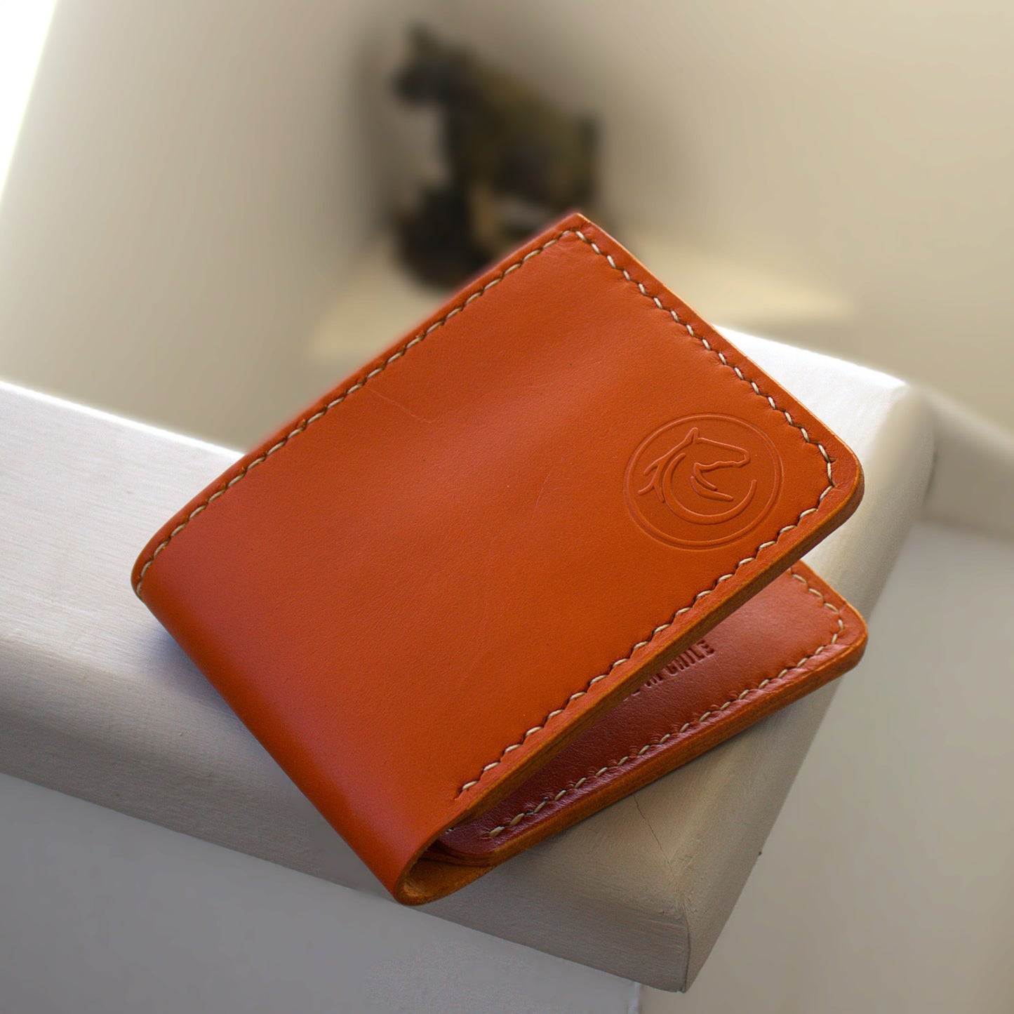 Billetera de Cuero Artesanal Bifold W1 - Yopen Horse