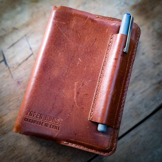 Libreta de Cuero A6 para Apuntes y Viajes