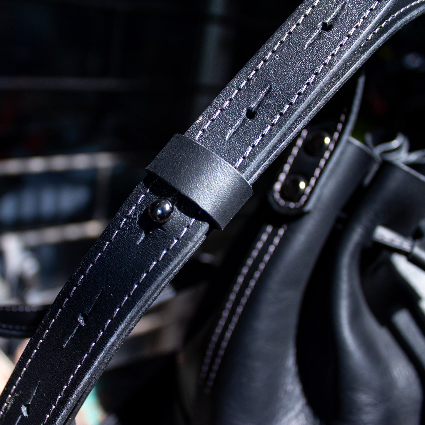 Cartera de Cuero Artesanal Tipo Saco Modelo Brumby - Yopen Horse