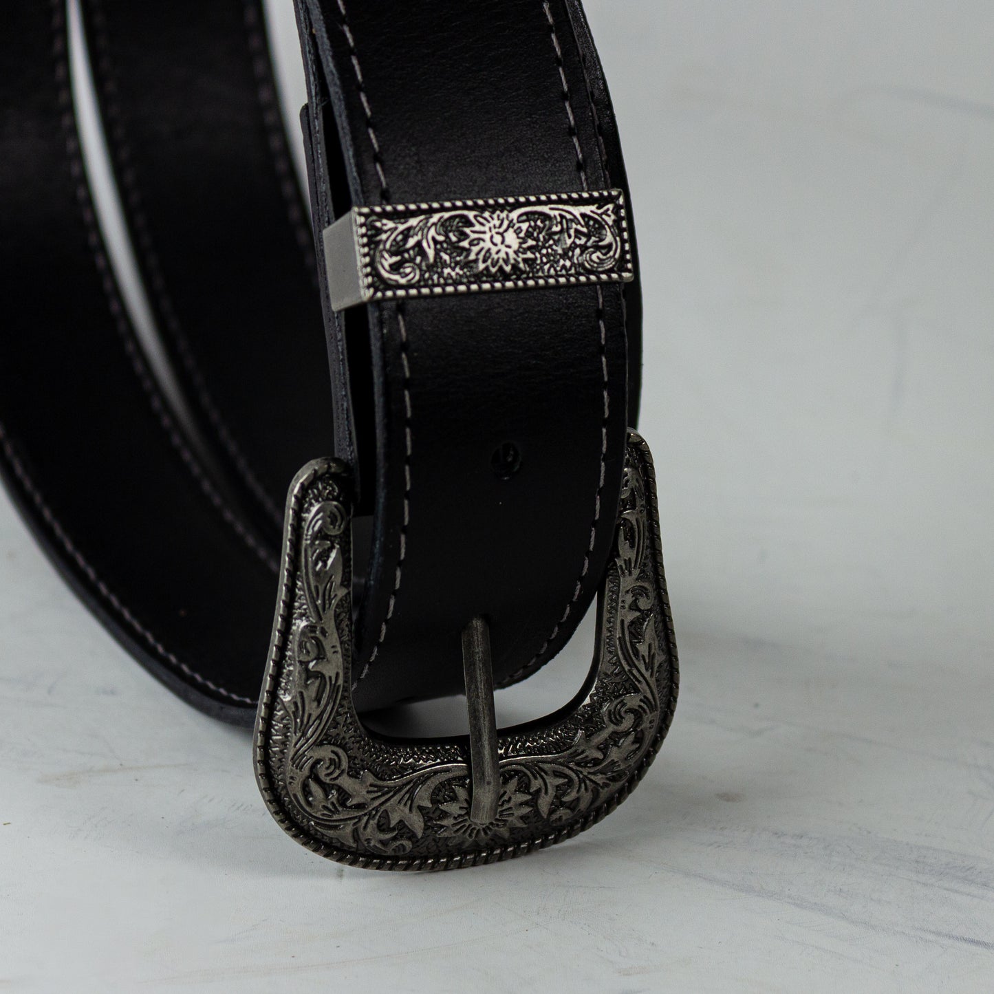 Cinturón de Cuero Artesanal 3.5cm – Modelo Appaloosa Yopen Horse