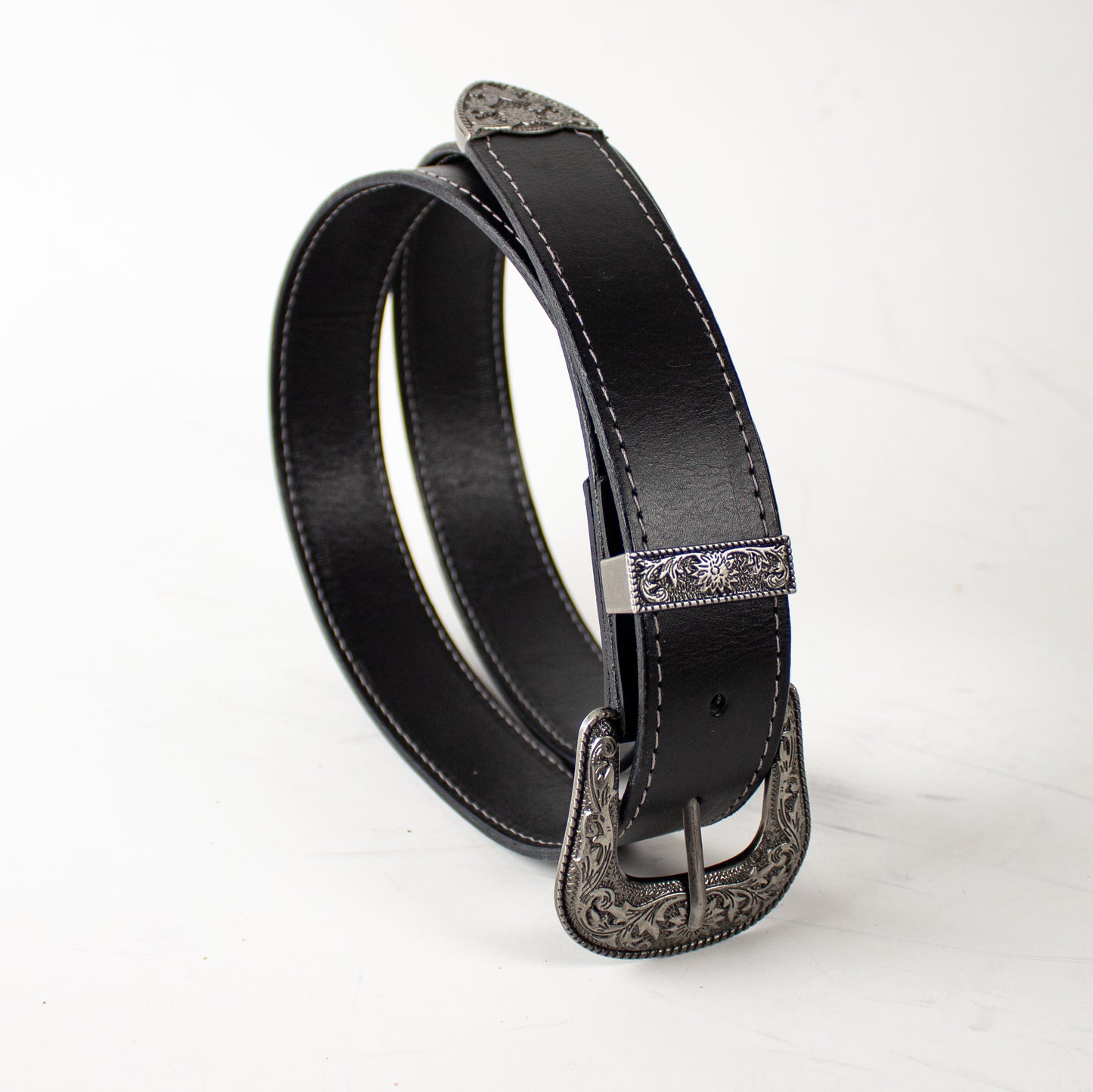 Cinturón de Cuero Artesanal 3.5cm – Modelo Appaloosa Yopen Horse